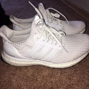 White adidas ultra boost women’s